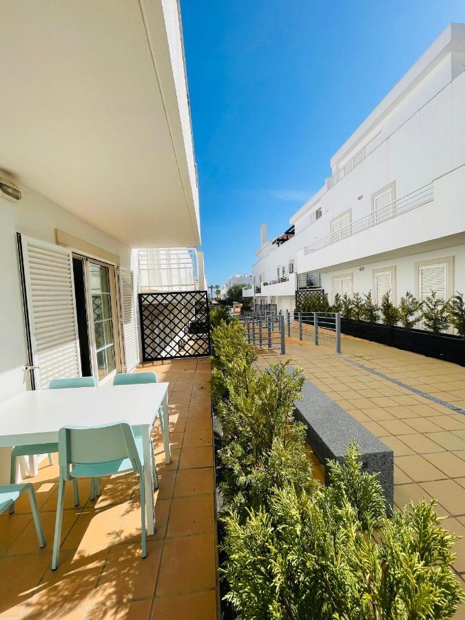 Fantastico Apartamento T2 A 2Min Do Acesso A Praia Cozyin Cabanas Кабанаш-де-Тавира Экстерьер фото